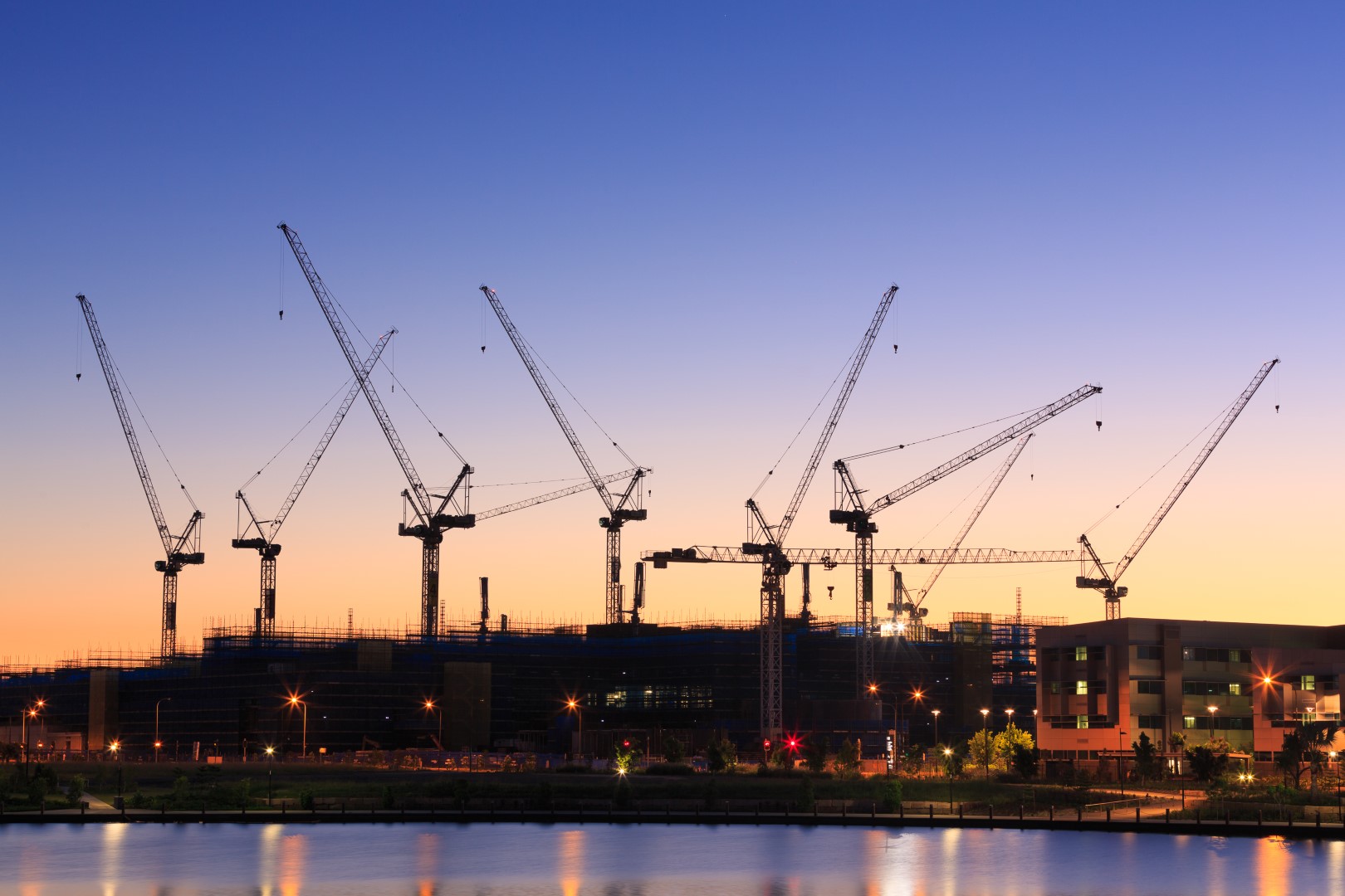 Crane numbers reflect changing housing demand 